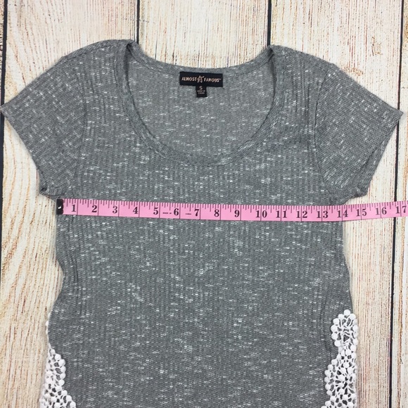 [Almost Famous] Gray Textured Shirt w White Lace - Picture 5 of 8